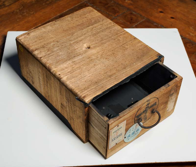medicine box camera 002